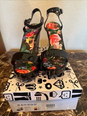 BAMBOO Black Patent Floral Insole Ankle-Strap Platform Heels